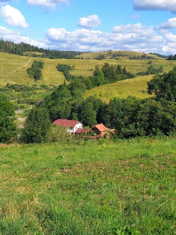 Затишний будиночок Bukovets Экстерьер фото